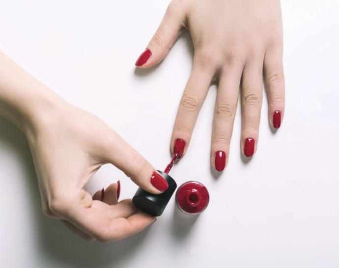 Which color should I paint my nails?