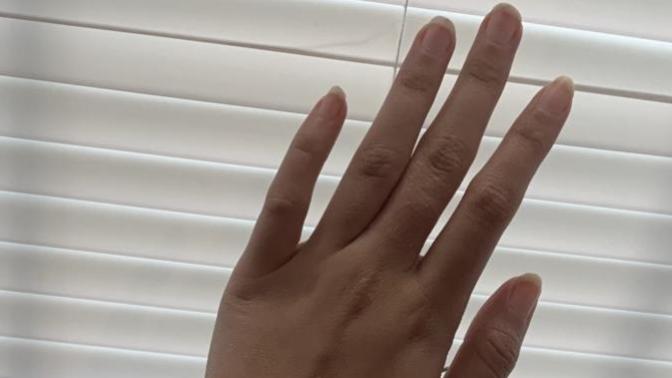 Which color should I paint my nails?