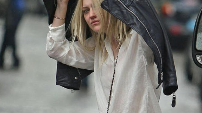 Girls do you worry about getting your hair wet during the rain?