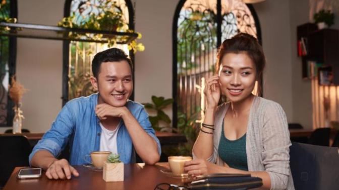 Is it normal to be very awkward and shy on a first date?
