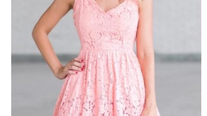 Which dress looks nice? Pink or blue?