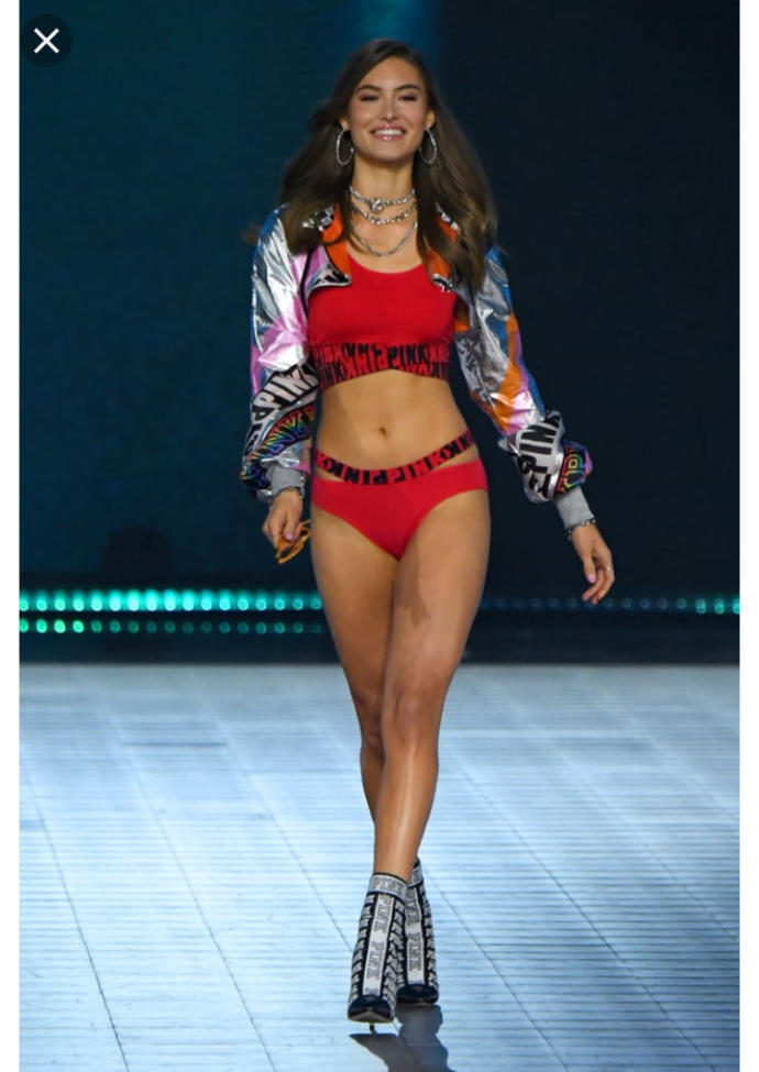 Is Grace Elizabeth very beautiful model?