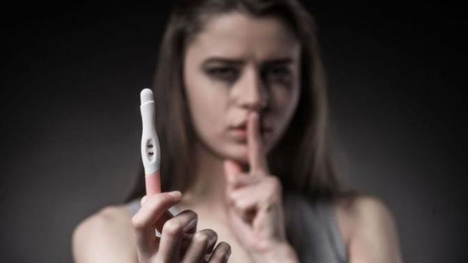 Teen Pregnancy: How would you tell your parents?
