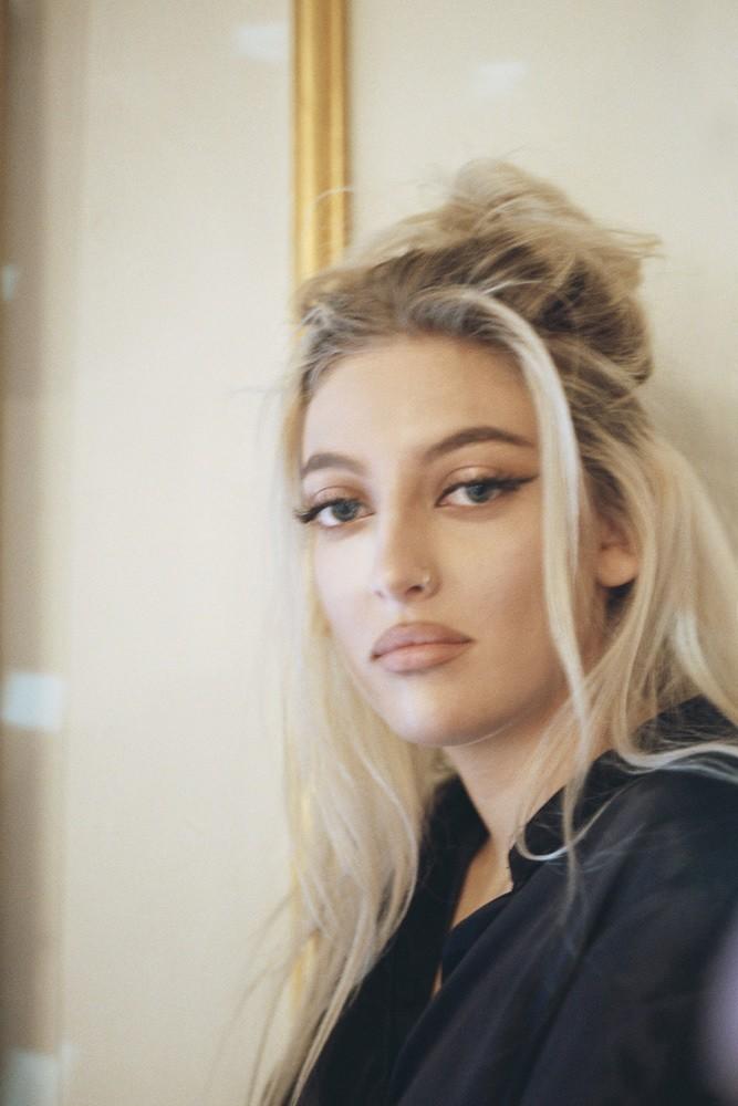 Do she look pure Swedish?