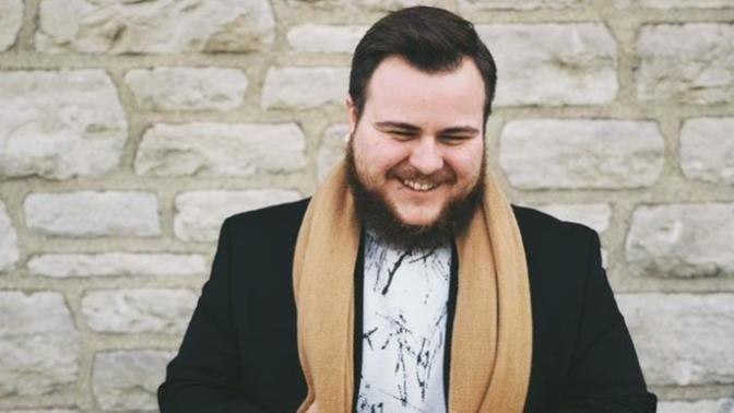 What's the best tip for plus size people to get a date?