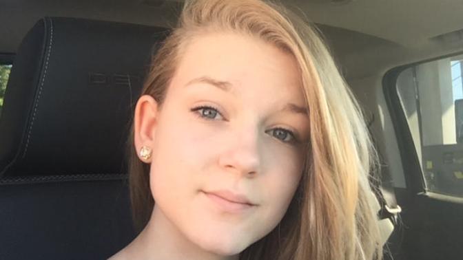 Which hairstyle is most attractive on me?