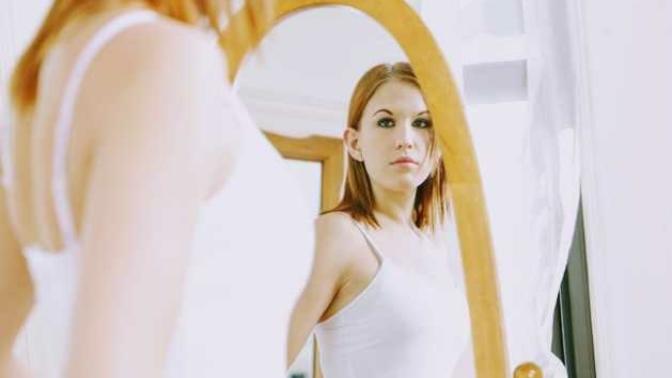 Does the female body type matter more to men or women?