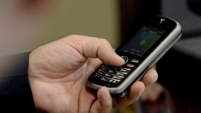 Is it weird that I don't have a smartphone?
