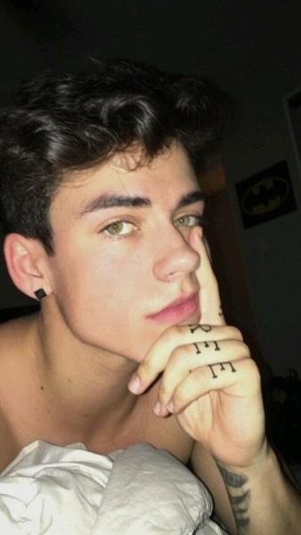 GIRLS, do you prefer guys with:?