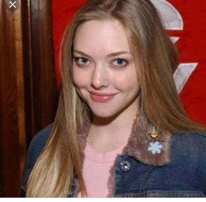 Is Amanda Seyfried attractive?