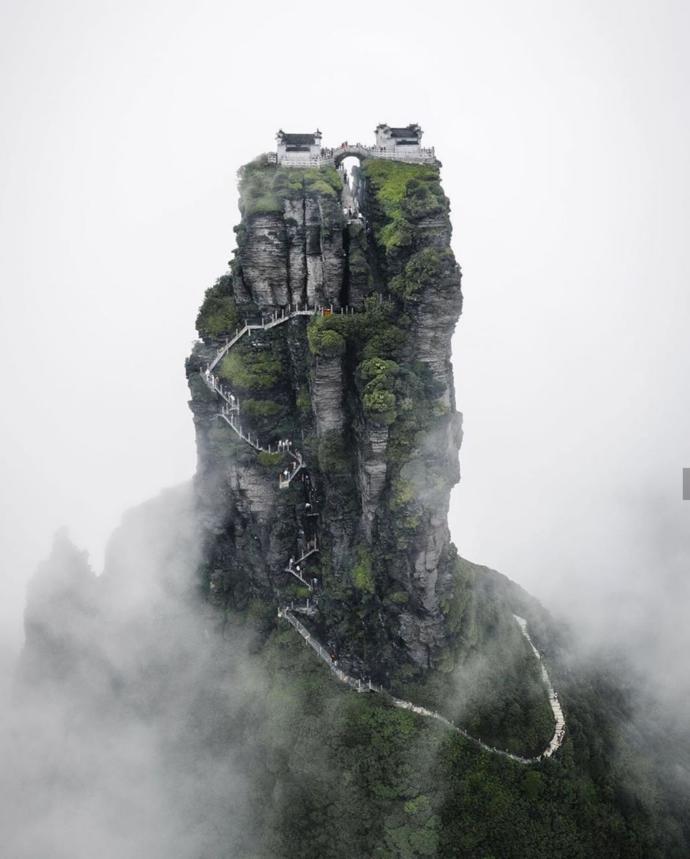 Would you like to visit China's holy Buddhist mountain, Fanjingshan?