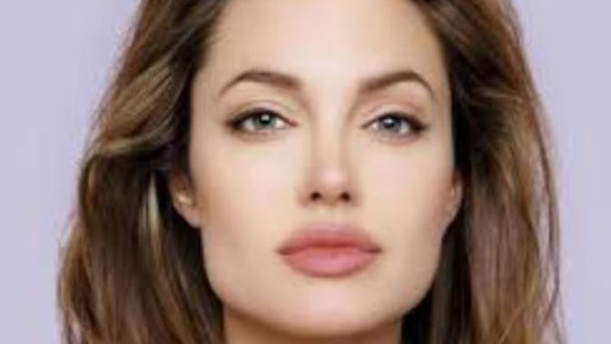 Do you need full lips to be beautiful?