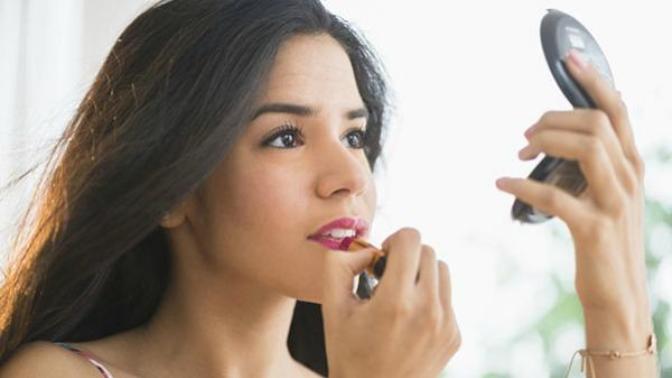 Girls, Do you wear lipstick?