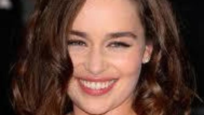 Those three celebrities look really alike ima right?