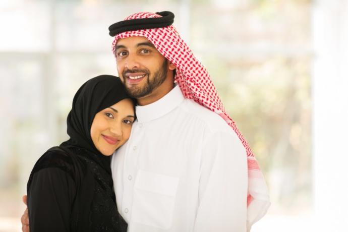 Christian folks, would you ever marry a Muslim?
