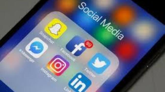 Should only girls leave comments on girls’ Instagram posts?