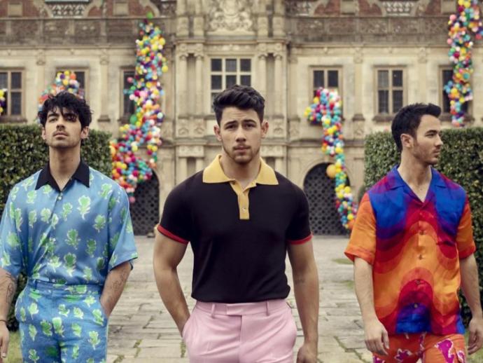 Do you like the Jonas Brothers?