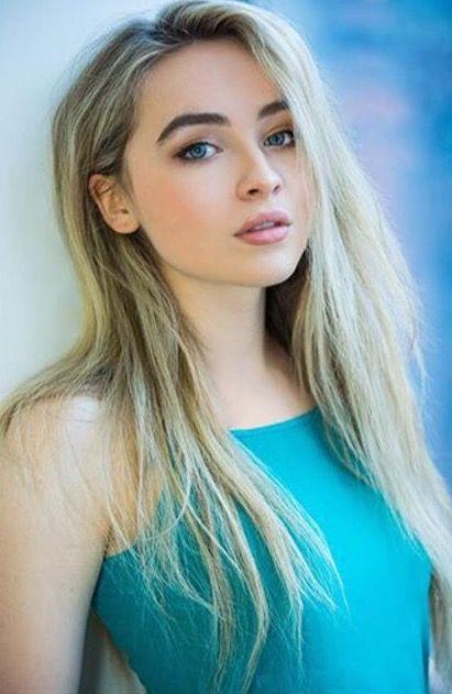 Do you think Sabrina Carpenter is pretty?
