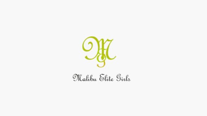 Help me choose logo for my instagram fashion page?