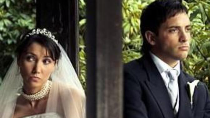 My maid of honor pissed off my fiance. Now he wants her out of the wedding, but I don't. What should I do?