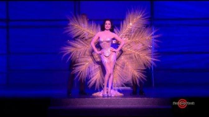 What do people find so damn interesting about Dita Von Teese?