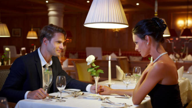 What to wear to a 5 star hotel?