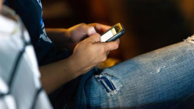 Do You Prefer To Text Or Talk?