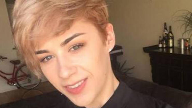Are there masculine guys who like femboys (naturally feminine looking boys) ?