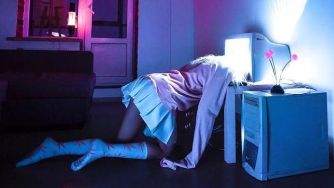 Do You Prefer The Virtual World Or The Real World?