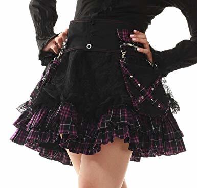 What do I wear to the Marilyn Manson concert (I want to look and feel like a princess)?