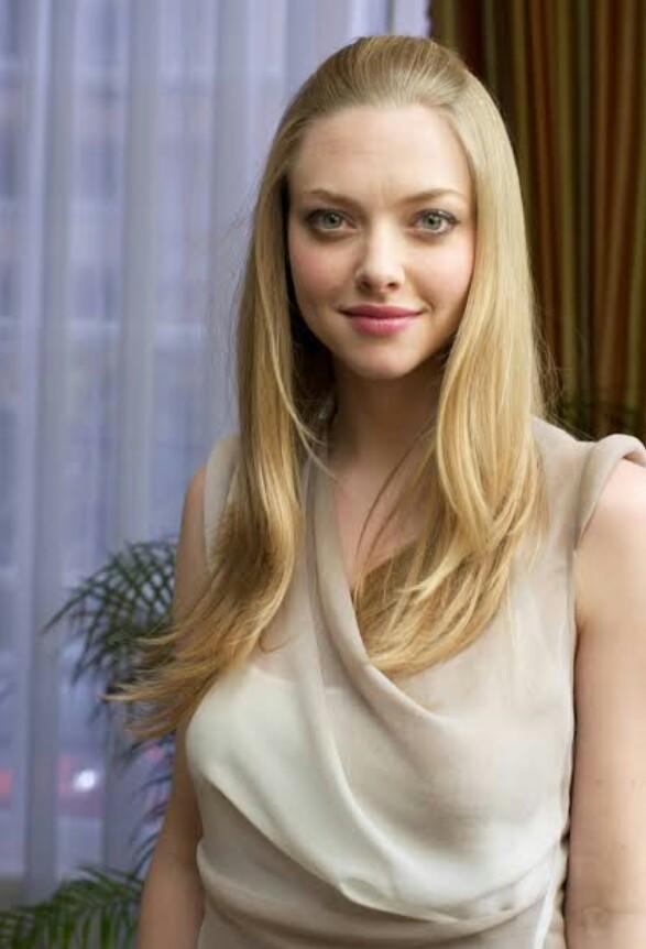 Do you think Amanda Seyfried is attractive or pretty?