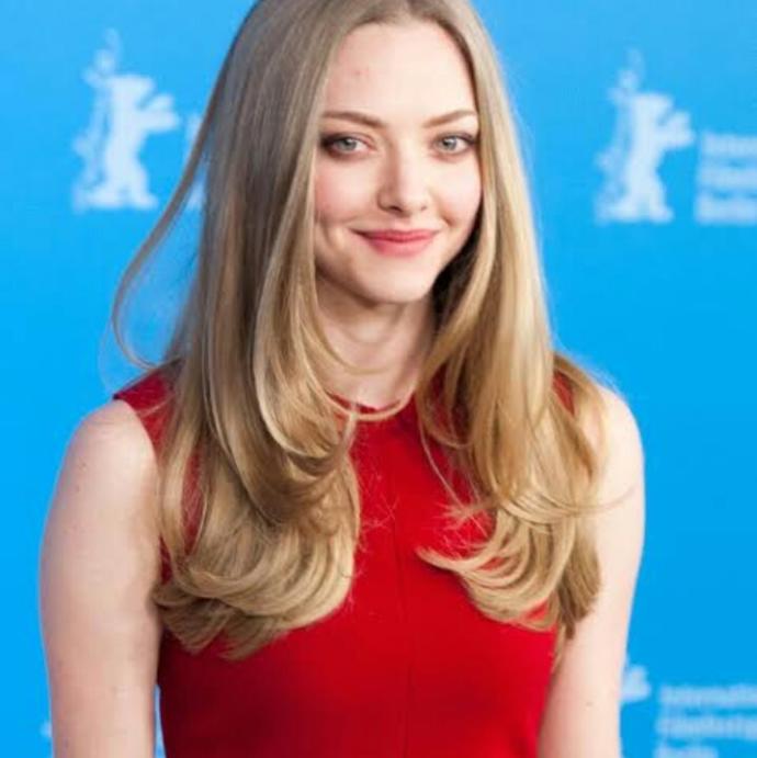 Do you think Amanda Seyfried is attractive or pretty?
