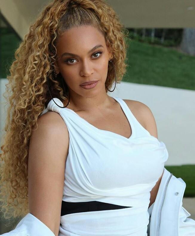 Who do you think is prettier or more attractive - Beyoncé Knowles or Angelina Jolie?