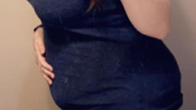 How can you tell if a girl is pregnant or overweight without asking her?