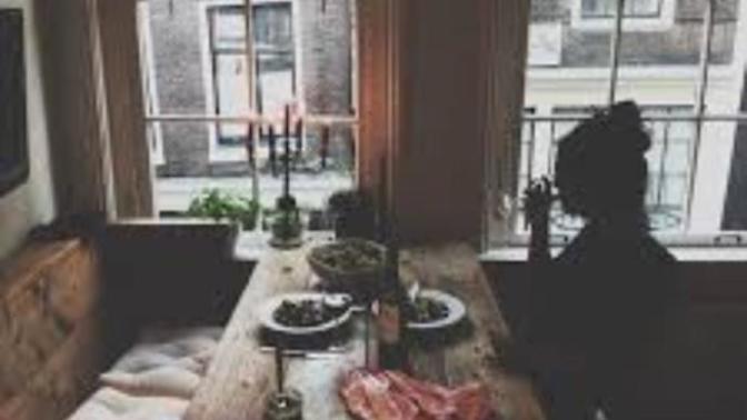 My friend lied about going on a date. Should I confront her?