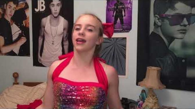 How is Billie Elish’s music so popular? 🤨?