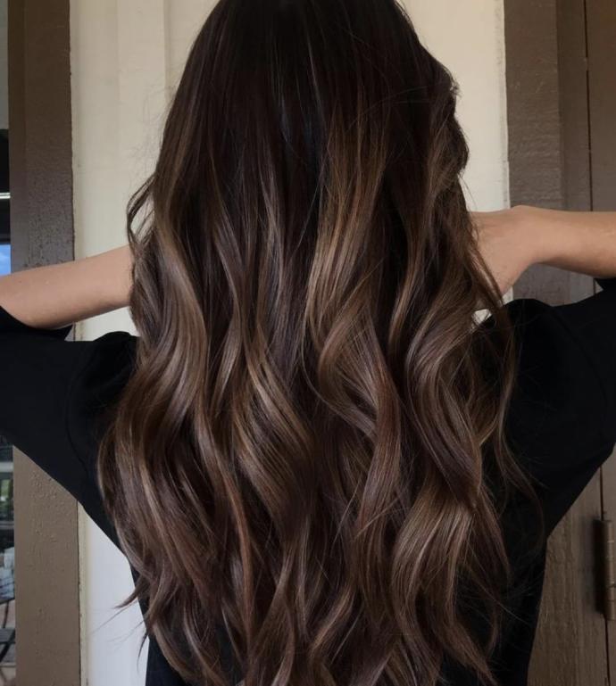 Do you prefer straight hair or wavy hair?