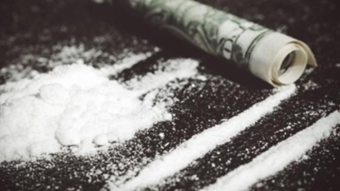 My boyfriend did cocaine and didn't tell me about it. Do you think this is okay?