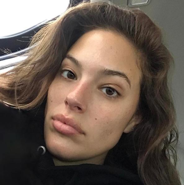 Is Ashley Graham attractive or overweight?