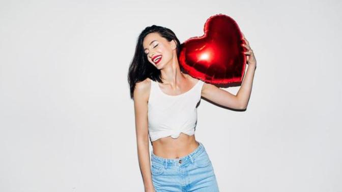 Would you consider yourself a hopeless romantic?