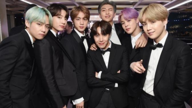 Who else loves BTS?
