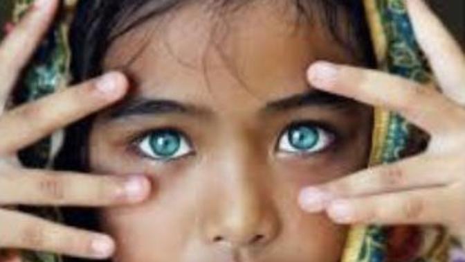 How can I become good at eye contact?