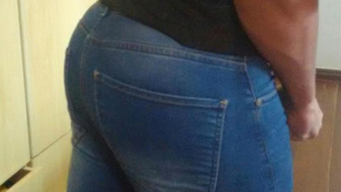 Girls, what do you think about guys wearing tight jeans?