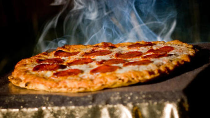 Pizza Debate: Is It Better Hot or Cold?