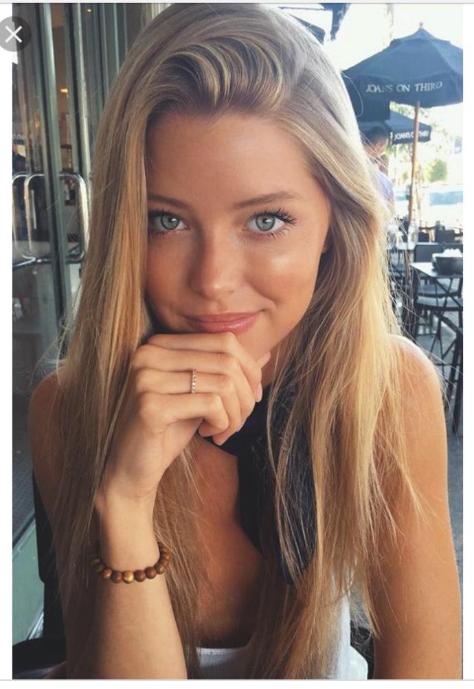 Are blonde women most attractive?