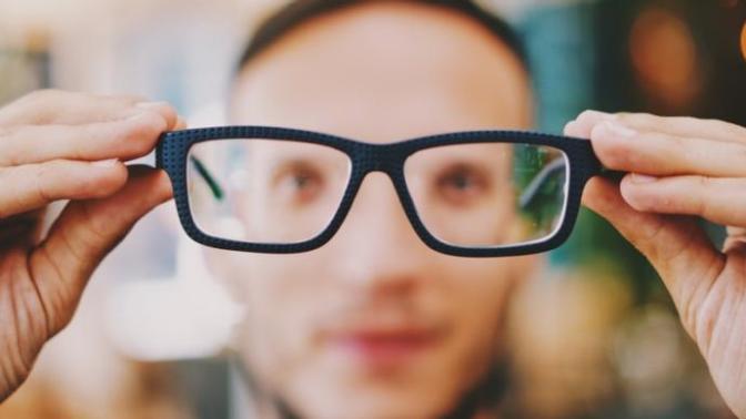 What do you think about guys with glasses? Thoughts? Attractive?