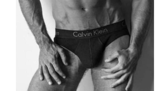 Which of these 2 underwear types do you prefer on a guy?