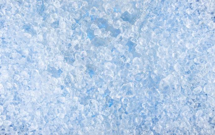 Do your prefer your ice cubed or crushed when filling up your drink?