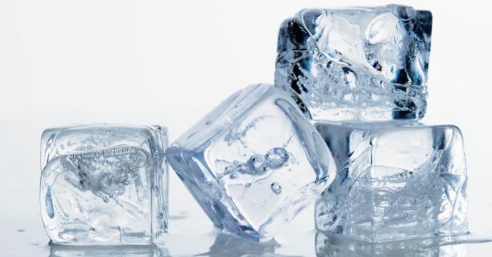 Do your prefer your ice cubed or crushed when filling up your drink?