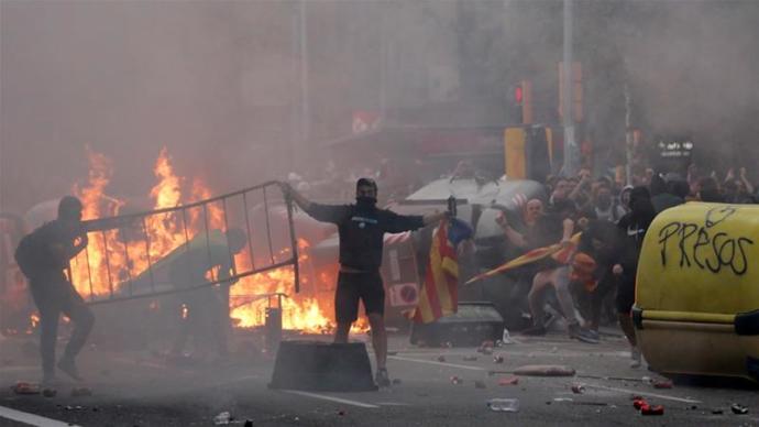 When night comes many places in Catalonia looks like these this week